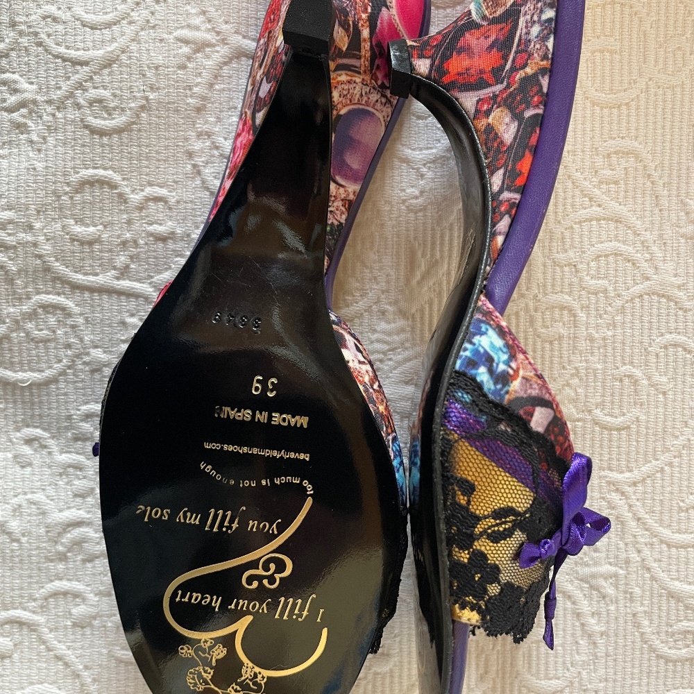 Beverly Feldman vintage sandals kitten heels never worn